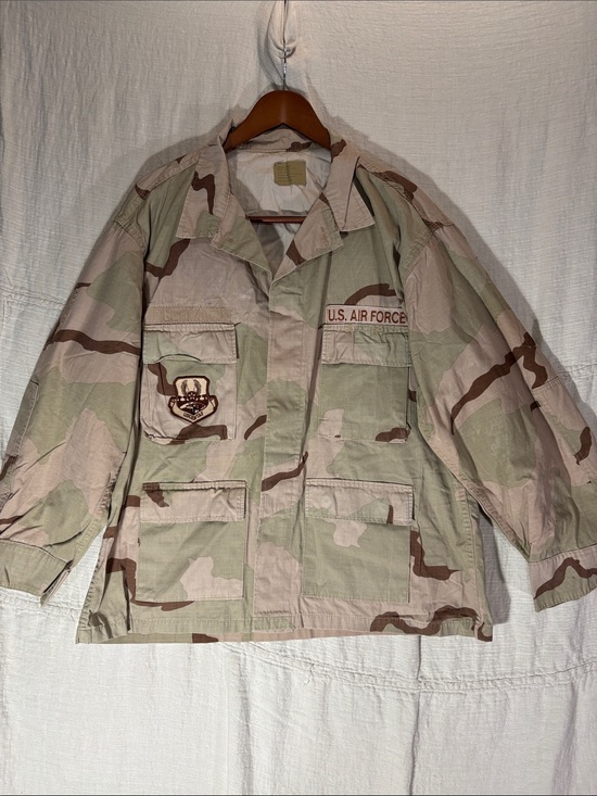Other - Vintage USAF 3 Color Desert Camo DCU Jacket XL Regular USCENTAF Patched